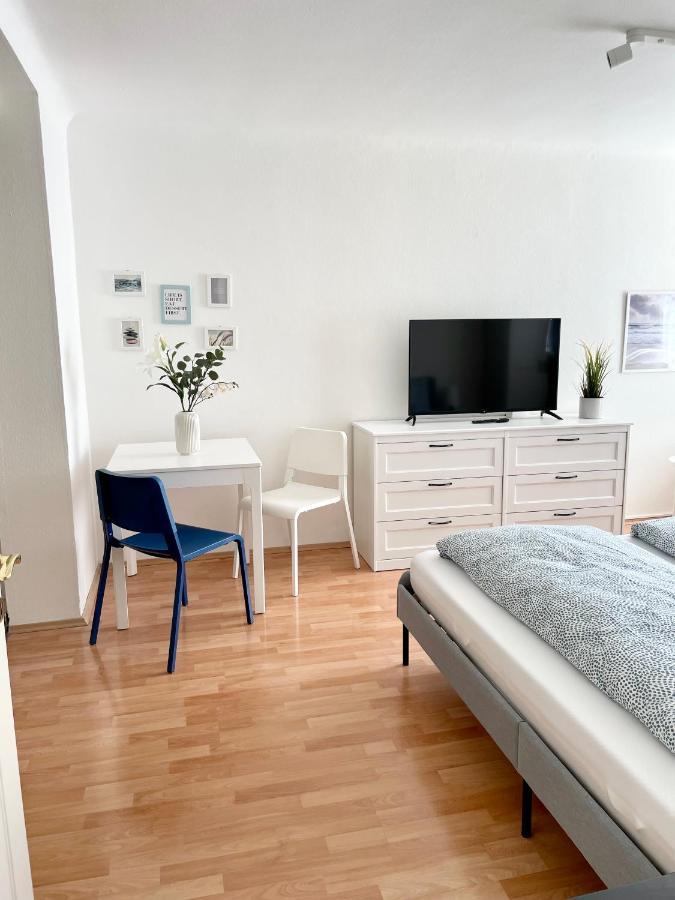 Cosy Apartment Near Schoenbrunn & Meidlinger Market 비엔나 외부 사진